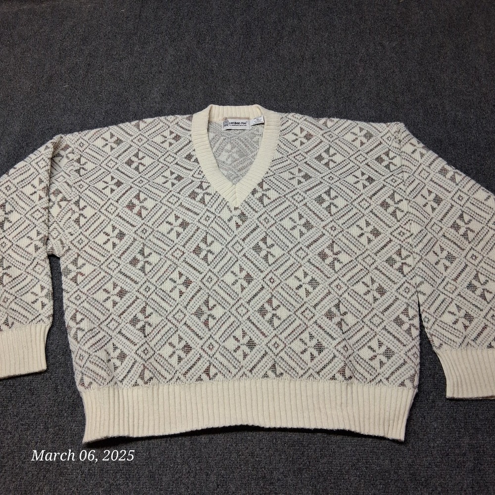 VTG London Fog Sweater Men XL White V Knit Geometric Long‎ Sleeve